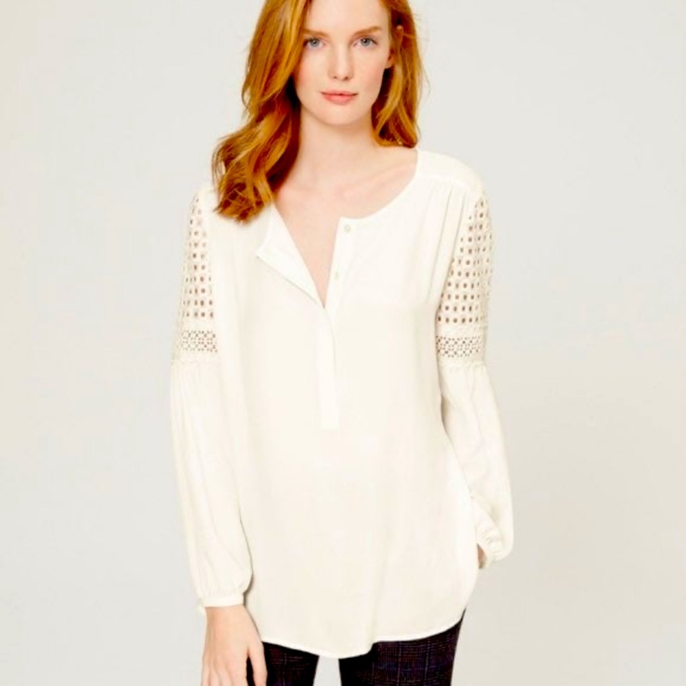 Ann Taylor Loft cream tunic blouse